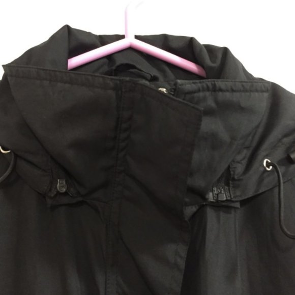 Black Esprit hooded lightweight jacket M 8/10 - Picture 6 of 6